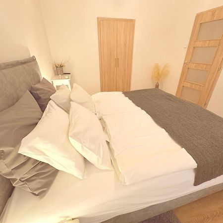 Trio Apartments Ostrawa Zewnętrze zdjęcie