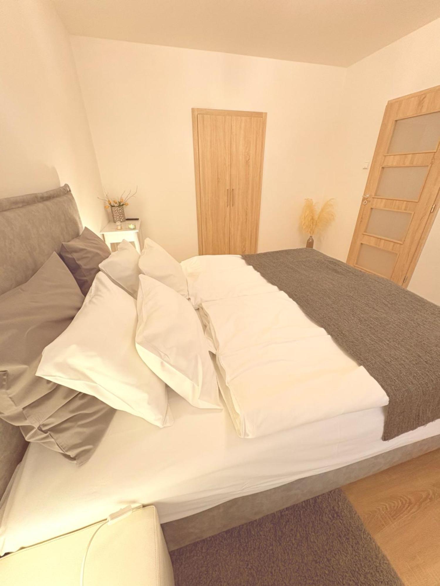 Trio Apartments Ostrawa Zewnętrze zdjęcie